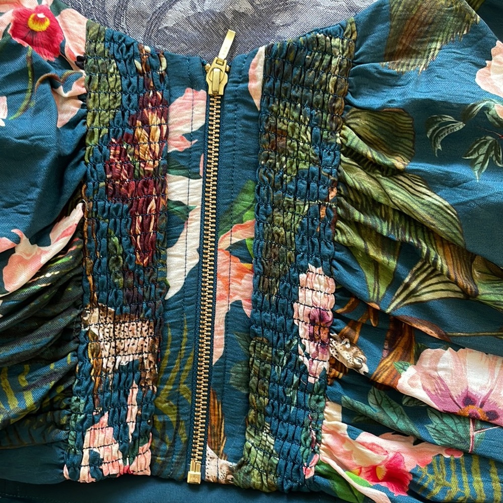 Sheike off shoulder floral top size 14 comfortably too only worn once - Picture 6 of 6